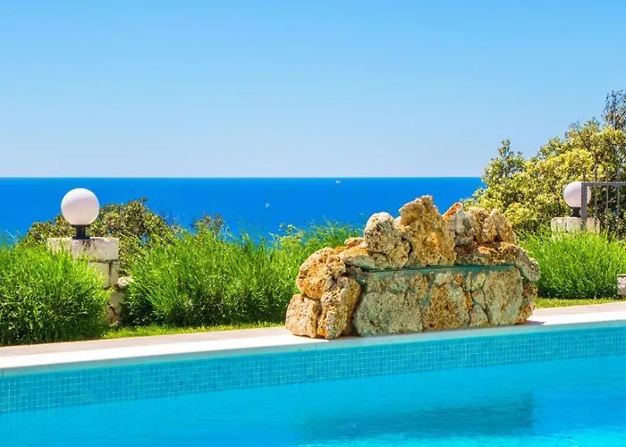 Ciara Villa Sevid